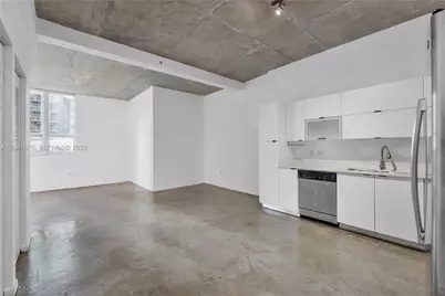 234 NE 3rd St #1404, Miami, FL 33132 - Photo 12
