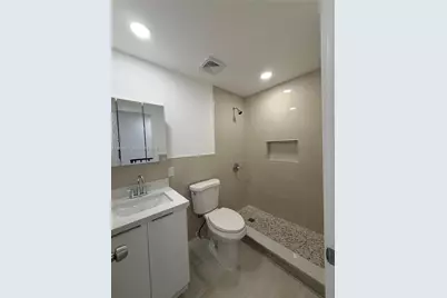 1551 W Okeechobee Rd #3, Hialeah, FL 33010 - Photo 8
