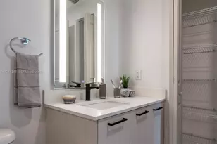 221 SW 12th St, Miami, FL 33130 - Photo 14