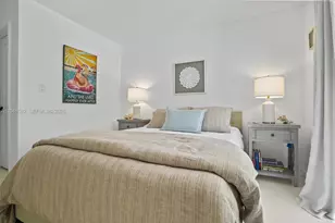 6423 Collins Ave, Miami Beach, FL 33141 - Photo 26