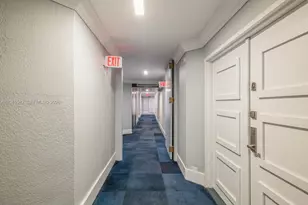 6423 Collins Ave, Miami Beach, FL 33141 - Photo 16