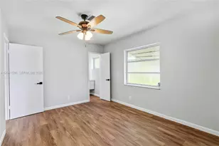 230 NW 55th St, Oakland Park, FL 33309 - Photo 28