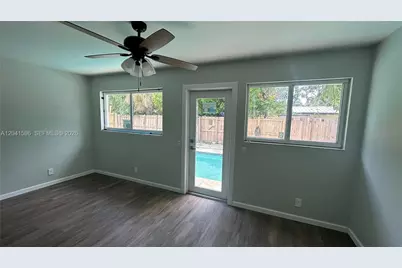 230 NW 55th St, Oakland Park, FL 33309 - Photo 10