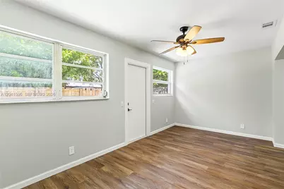 230 NW 55th St, Oakland Park, FL 33309 - Photo 24