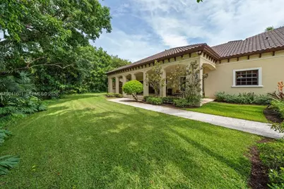 9001 SW 59th Ct, Pinecrest, FL 33156 - Photo 44