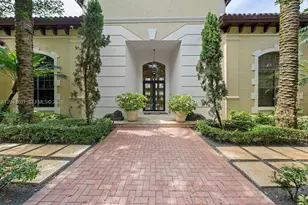 9001 SW 59th Ct, Pinecrest, FL 33156 - Photo 4
