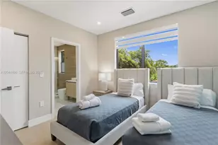 809 SW 10th Terrace, Fort Lauderdale, FL 33315 - Photo 20