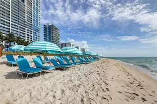 6801 Collins Ave, Miami Beach, FL 33141 - Photo 30