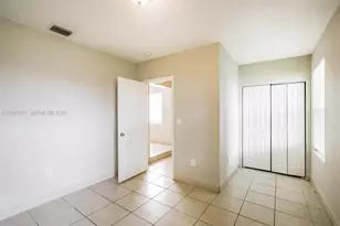 3333 NW 32nd Ct, Lauderdale Lakes, FL 33309 - Photo 14