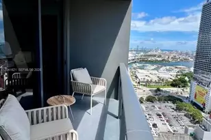 159 NE 6th St, Miami, FL 33132 - Photo 10