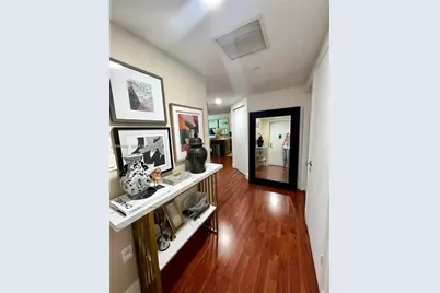 500 Brickell Ave #1410, Miami, FL 33131 - Photo 20