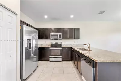 11477 SW 248th Ter, Homestead, FL 33032 - Photo 8