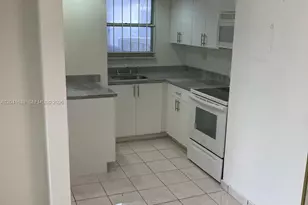 210 Fontainebleau Blvd, Miami, FL 33172 - Photo 18