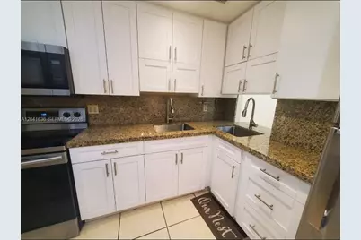 920 NE 169th St #617, North Miami Beach, FL 33162 - Photo 2