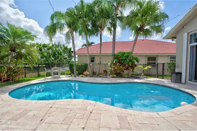 1136 Ginger Cir, Weston, FL 33326 - Photo 4
