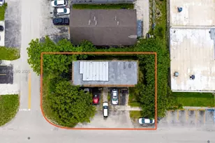1275 SW 36th Ave, Fort Lauderdale, FL 33312 - Photo 2