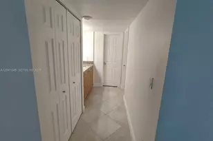 5701 Collins Ave, Miami Beach, FL 33140 - Photo 18
