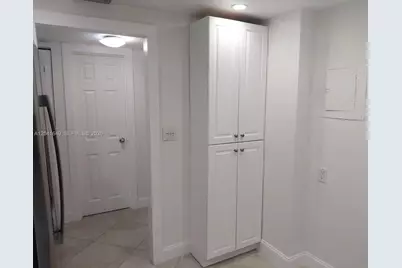 5701 Collins Ave #619, Miami Beach, FL 33140 - Photo 14