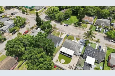 811 NW 65th St, Miami, FL 33150 - Photo 22