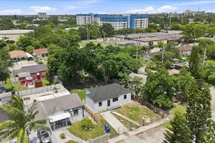 811 NW 65th St, Miami, FL 33150 - Photo 24