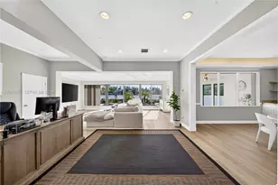 460 W Dilido Dr, Miami Beach, FL 33139 - Photo 8