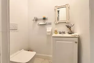 16101 Emerald Estates Dr, Weston, FL 33331 - Photo 34