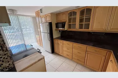 2921 SW 87th Ave #511, Davie, FL 33328 - Photo 4