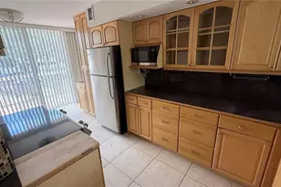 2921 SW 87th Ave, Davie, FL 33328 - Photo 4