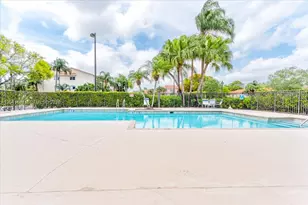3330 Pinewalk Dr N, Margate, FL 33063 - Photo 14