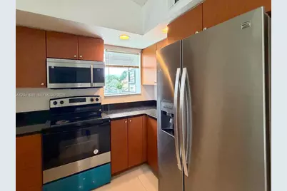 3330 Pinewalk Dr N #1621, Margate, FL 33063 - Photo 6