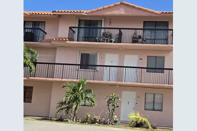 2174 W 60th St #17205, Hialeah, FL 33016 - Photo 1