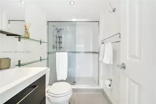 290 Sunrise Dr, Key Biscayne, FL 33149 - Photo 16