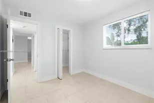 7722 NE 3rd Ct, Miami, FL 33138 - Photo 8