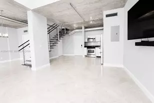 690 SW 1st Ct, Miami, FL 33130 - Photo 4