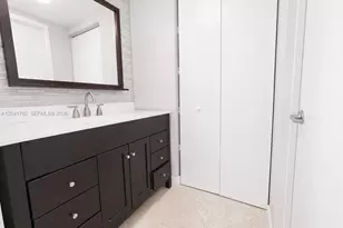 690 SW 1st Ct, Miami, FL 33130 - Photo 18