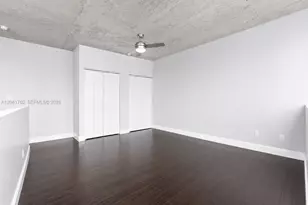 690 SW 1st Ct, Miami, FL 33130 - Photo 14