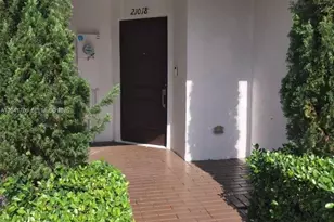 21018 NE 8th Ave, Miami, FL 33179 - Photo 10