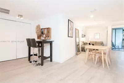 121 NE 34th St #814, Miami, FL 33137 - Photo 10