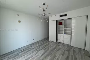 690 SW 1st Ct, Miami, FL 33130 - Photo 14