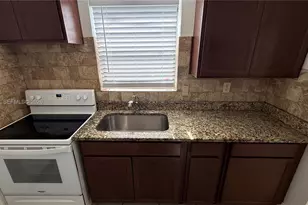 6421 NW 20th Ct, Sunrise, FL 33313 - Photo 10