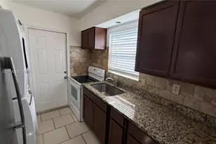 6421 NW 20th Ct, Sunrise, FL 33313 - Photo 8