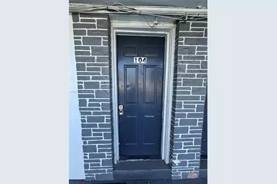 1843 Dewey St #104, Hollywood, FL 33020 - Photo 4