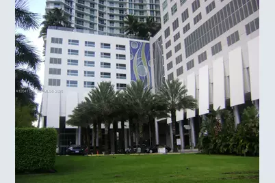 185 SW 7th St #2104, Miami, FL 33130 - Photo 2