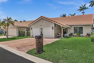 1851 Riverwood Ln, Coral Springs, FL 33071 - Photo 2
