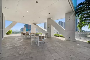 888 Biscayne Blvd, Miami, FL 33132 - Photo 24