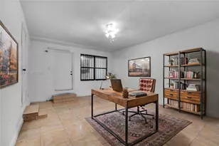 576 NW 147th St, Miami, FL 33168 - Photo 18