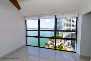 600 NE 36th St, Miami, FL 33137 - Photo 6