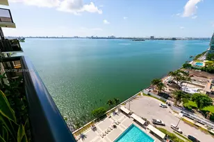 600 NE 36th St, Miami, FL 33137 - Photo 1