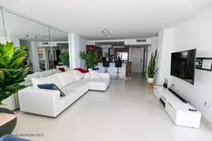 600 NE 36th St, Miami, FL 33137 - Photo 4