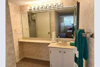 210 174th St #405, Sunny Isles Beach, FL 33160 - Photo 10